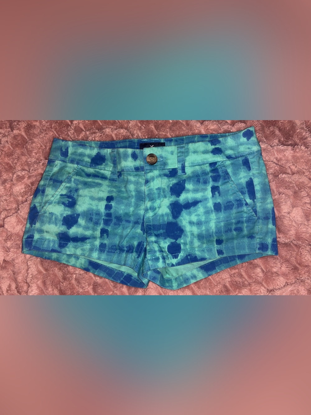 Size 2 Low Rise AE Stretch Shortie